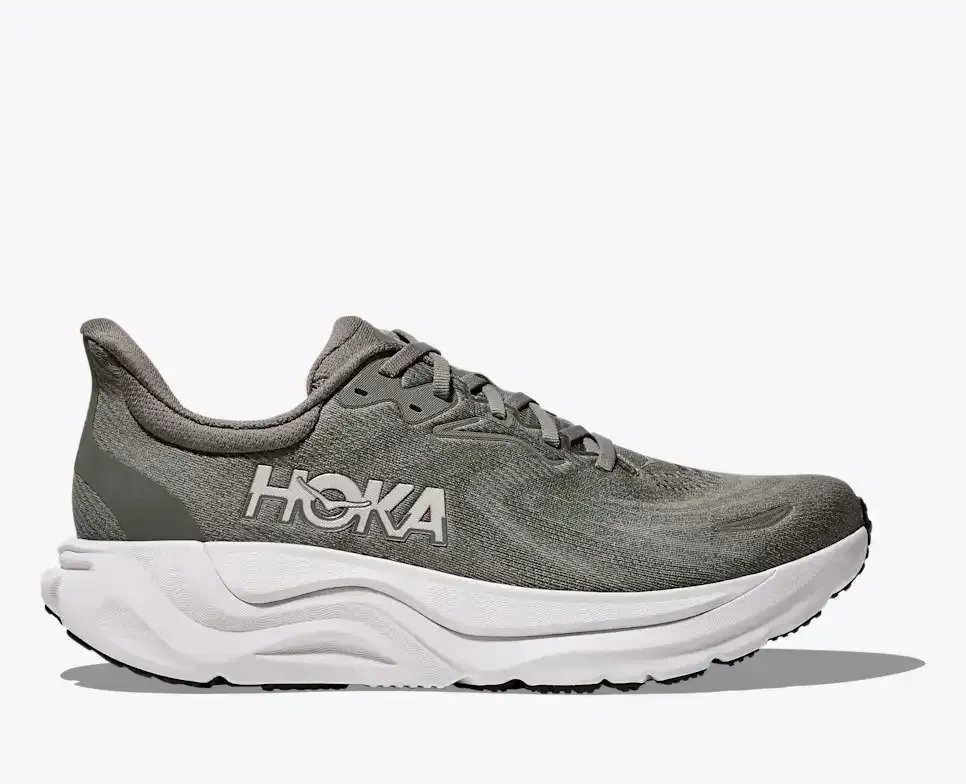 HOKA Arahi 8 Asteroid Silver Media front view