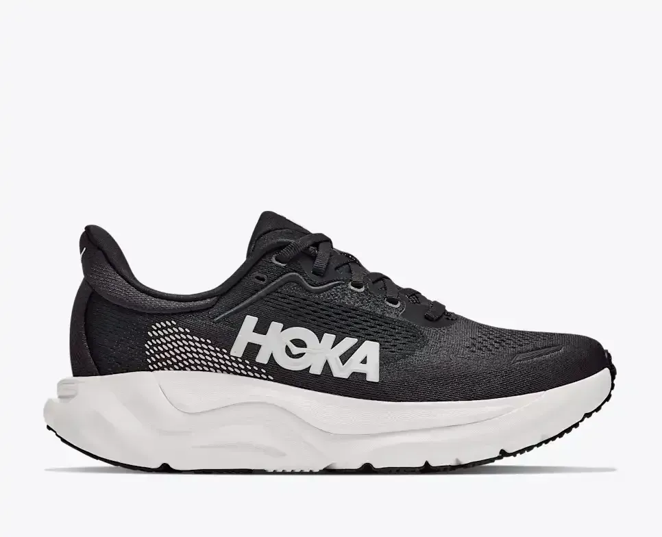 HOKA Arahi 9 Black White Media front view