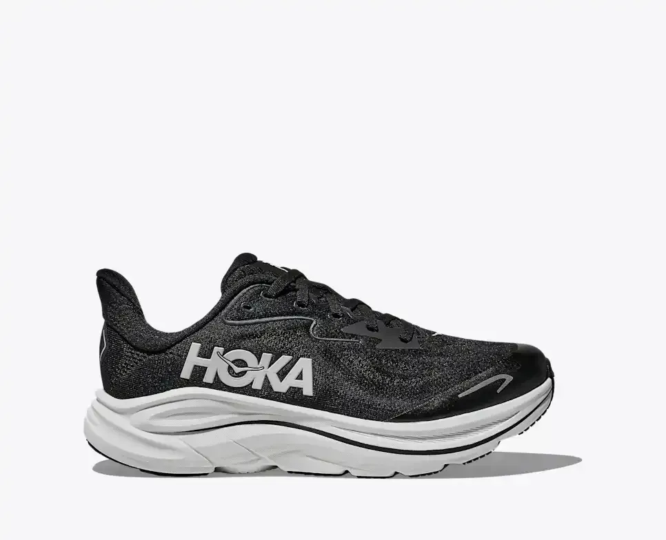 HOKA Clifton 10 Schwarz Weiß (GS) Media front view