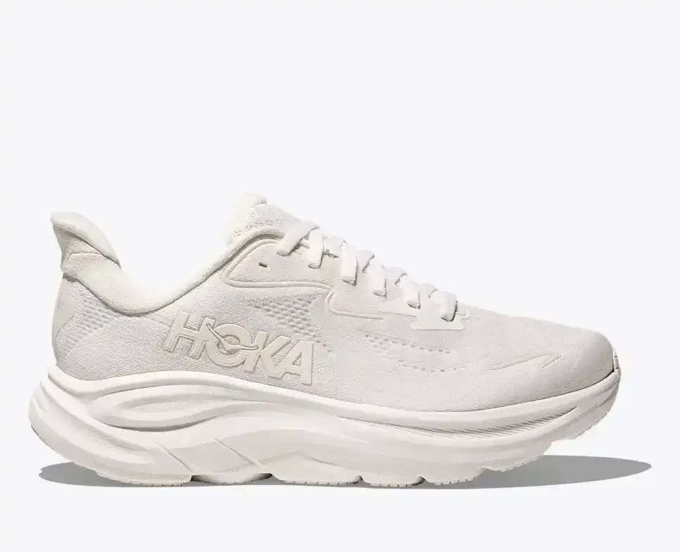 HOKA Clifton 10 Weiß (Damen) Media front view