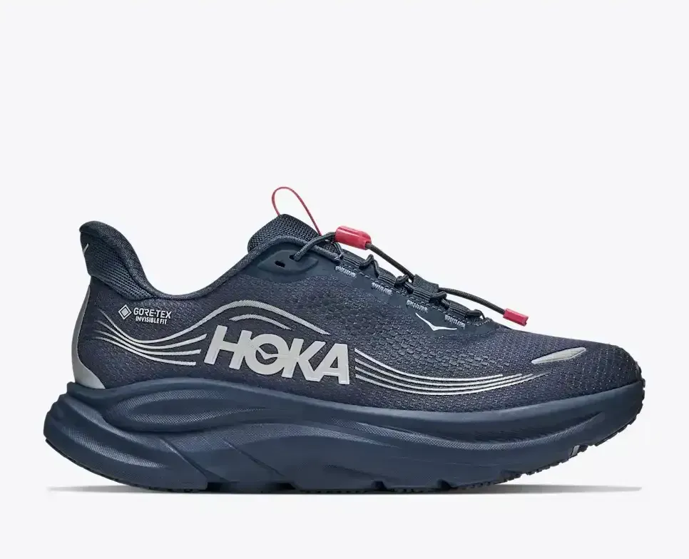 HOKA Clifton 11 GORE-TEX Varsity Navy Burnt Red (Damen) Media front view