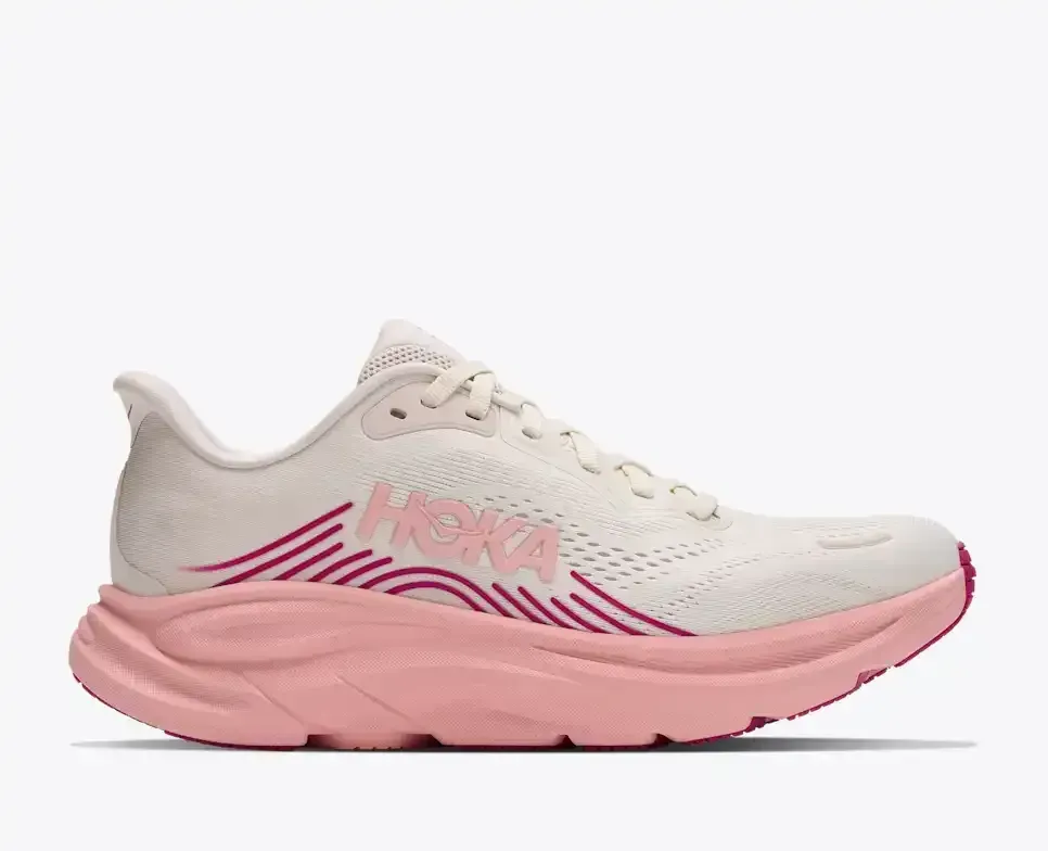 HOKA Clifton 11 Rose Cream Dewy Pink (Damen) Media front view
