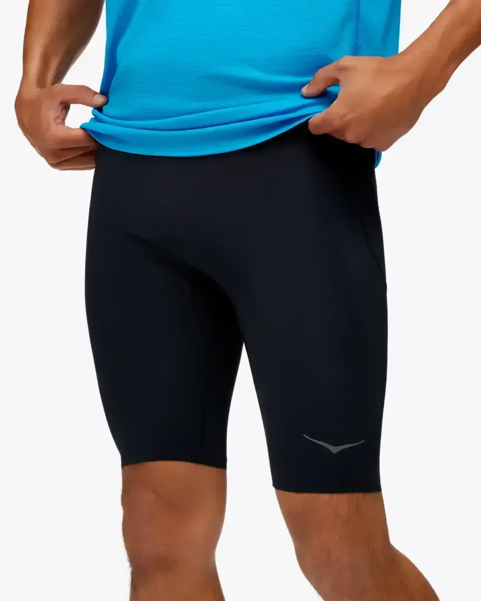 HOKA Novafly Half Tight Schwarz Media front view